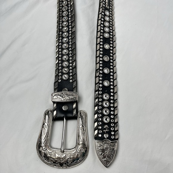 Kippy's Vintage Custom 1.5" Bezel Swarovski Crystals Leather Belt Silver Size 32 - Picture 6 of 10